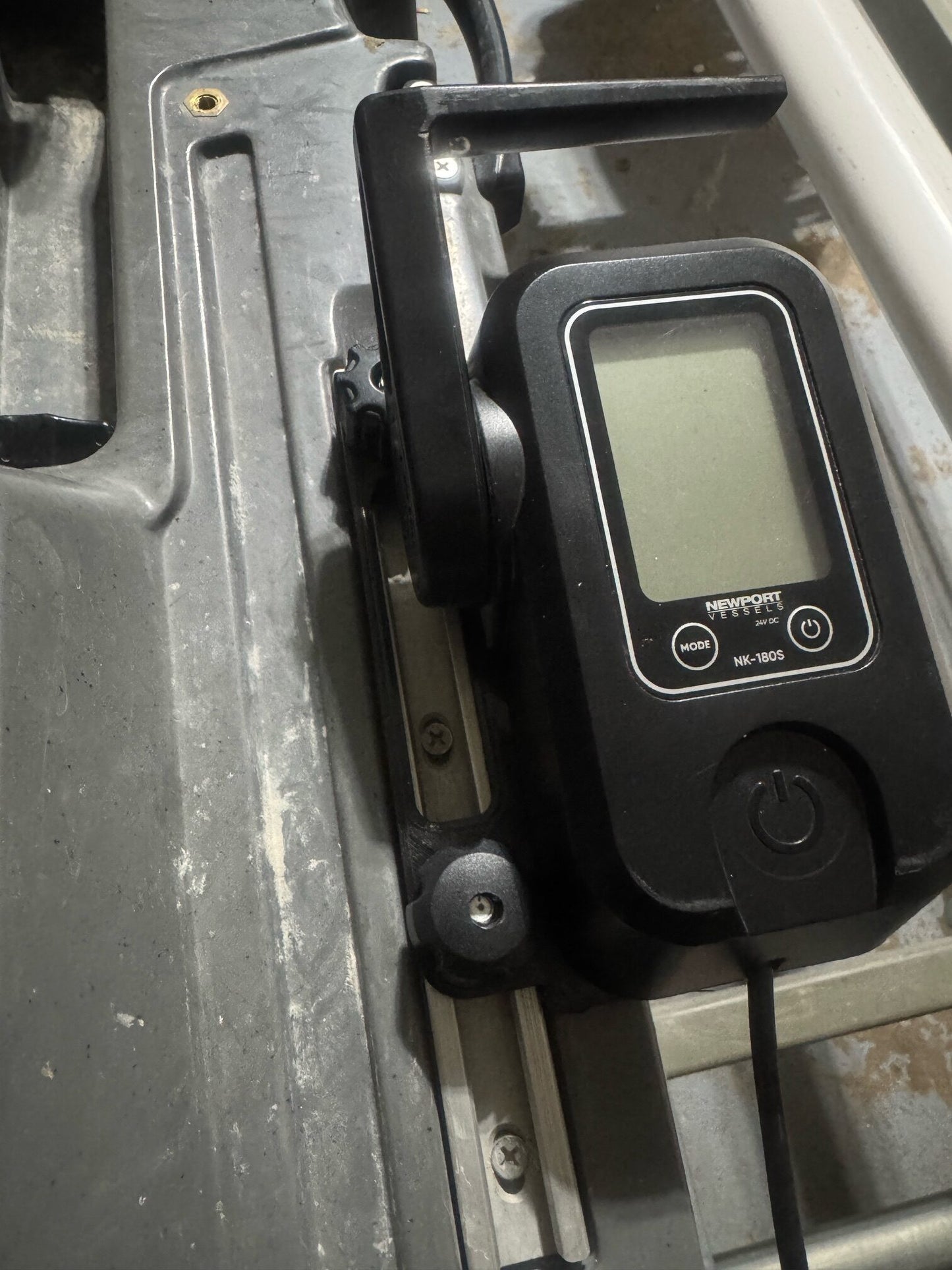 NK180 Throttle Track Plate image 0